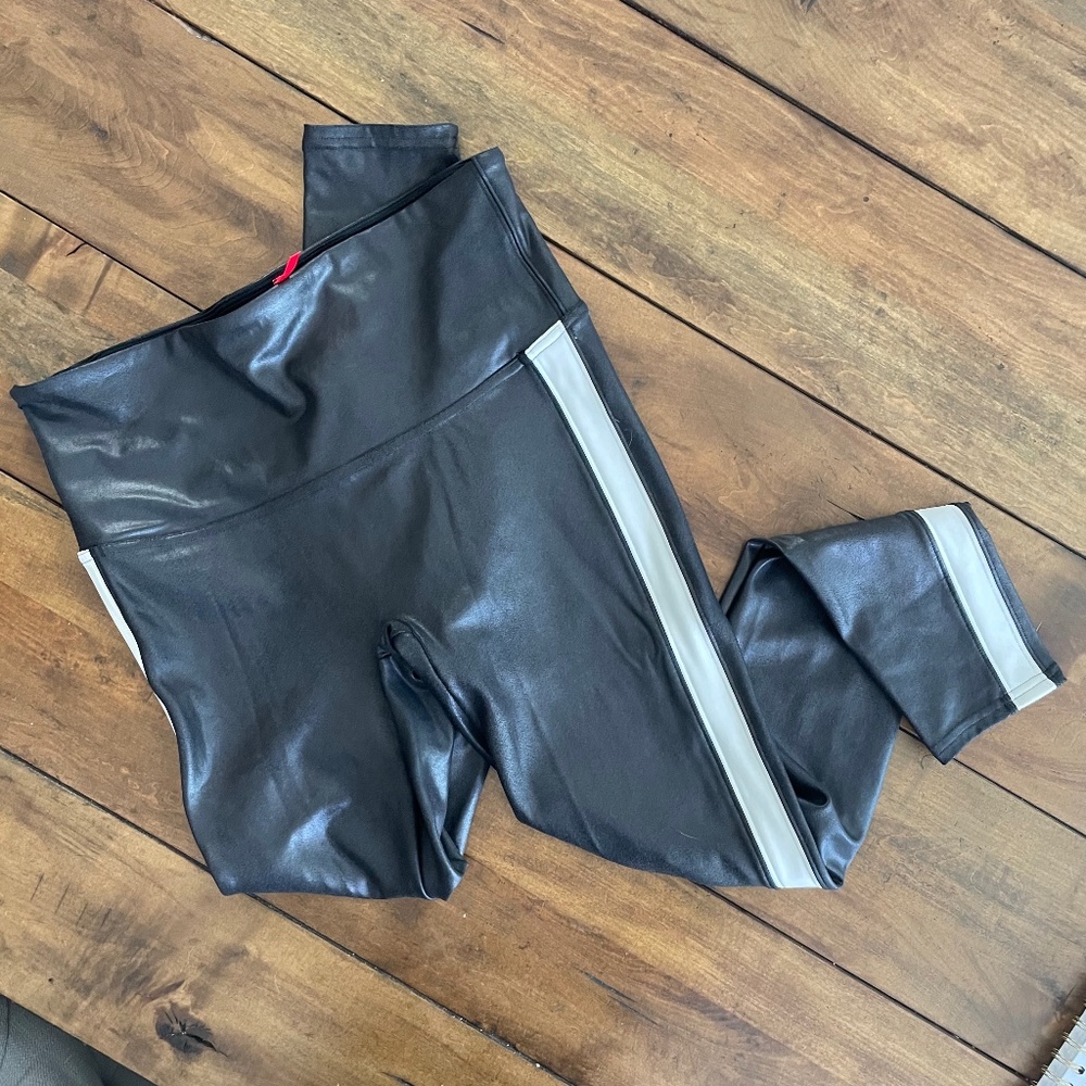 Spanx - Picture 4 of 5
